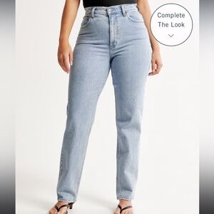 Abercrombie Curve Love Ultra High Rise 90s Straight Jean